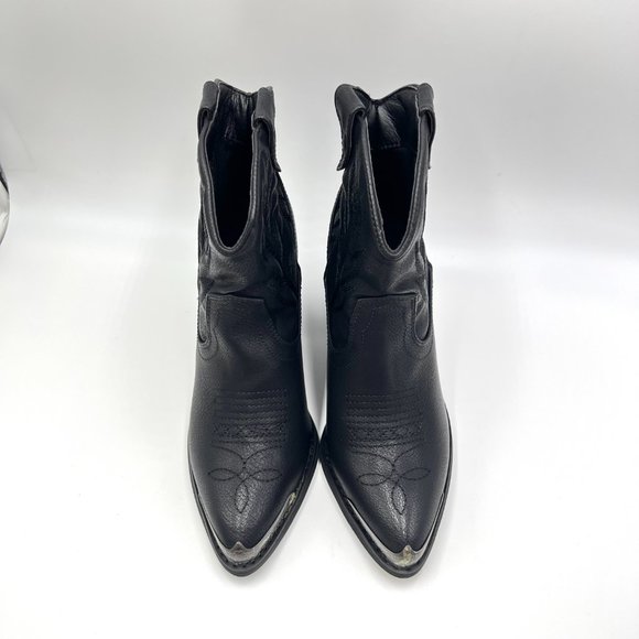 Very Volatile Womens‎ Size 6.5 Black Faux Vegan Leather Western Ankle Boots NEW - Picture 3 of 14